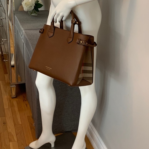 ✨✨SOLD!!SOLD!!!✨✨Medium Banner Leather, HouseCheck - Picture 15 of 15